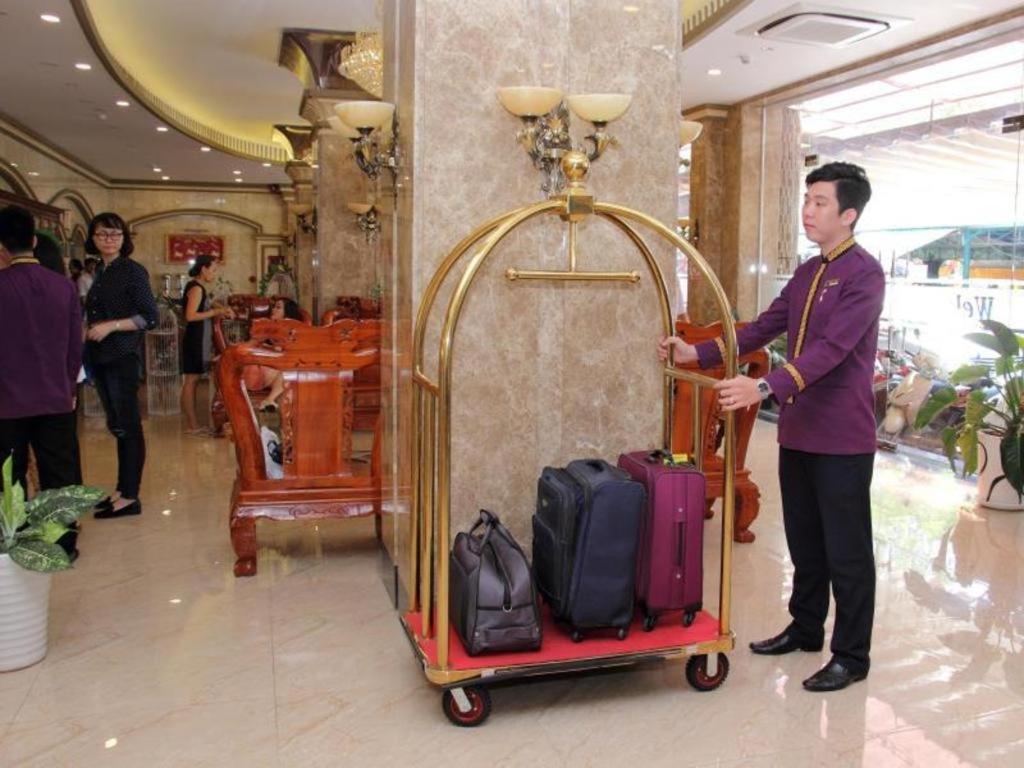 Tran Vinh Hotel Bac Lieu Exteriör bild