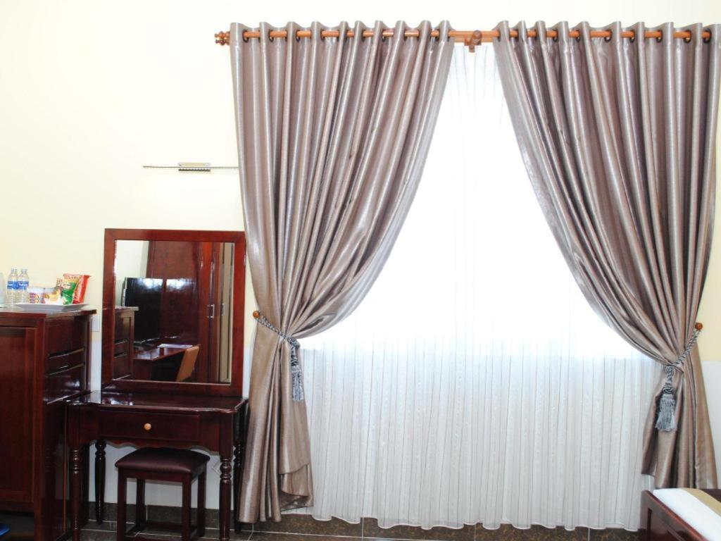 Tran Vinh Hotel Bac Lieu Exteriör bild